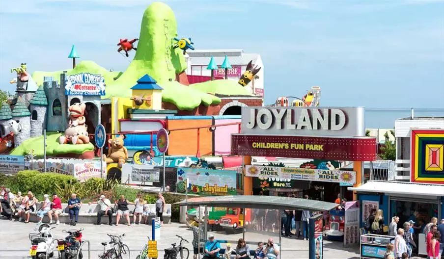 joyland places to visit in lahore